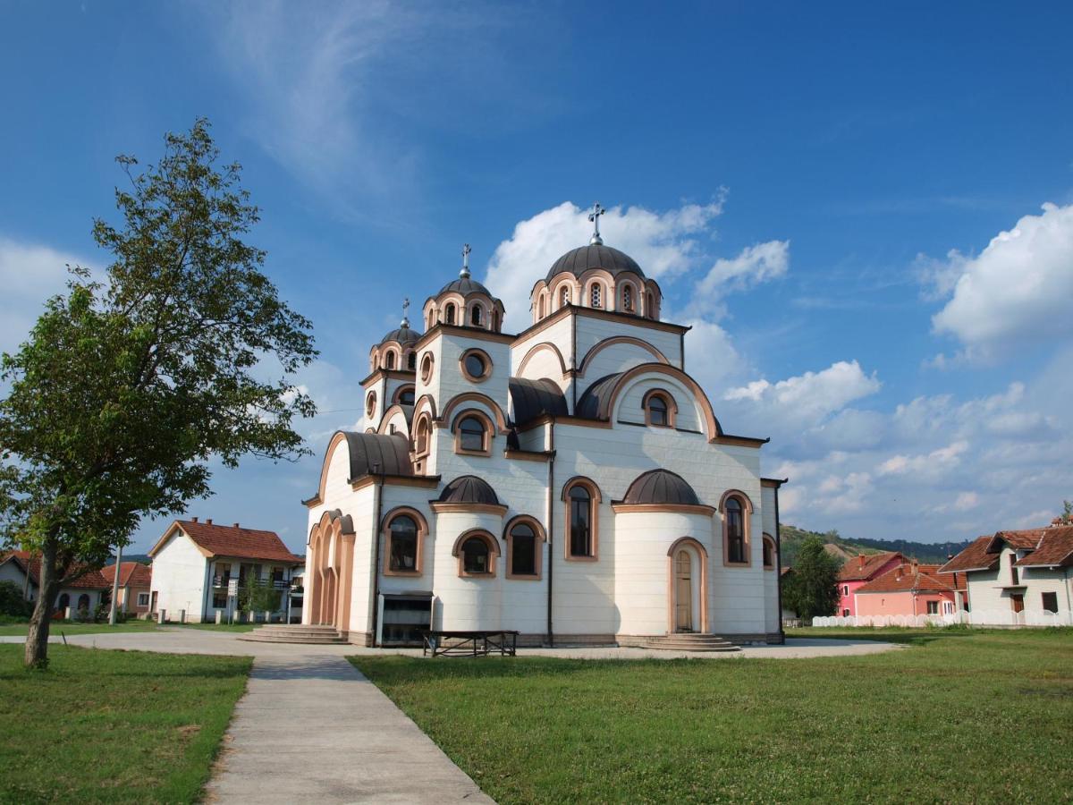 Hotel Resava Despotovac Exteriör bild